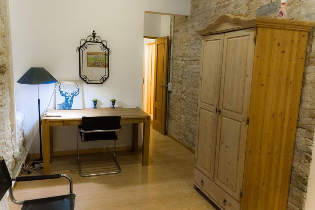 B&B Placa Bell-Lloc Жирона Экстерьер фото